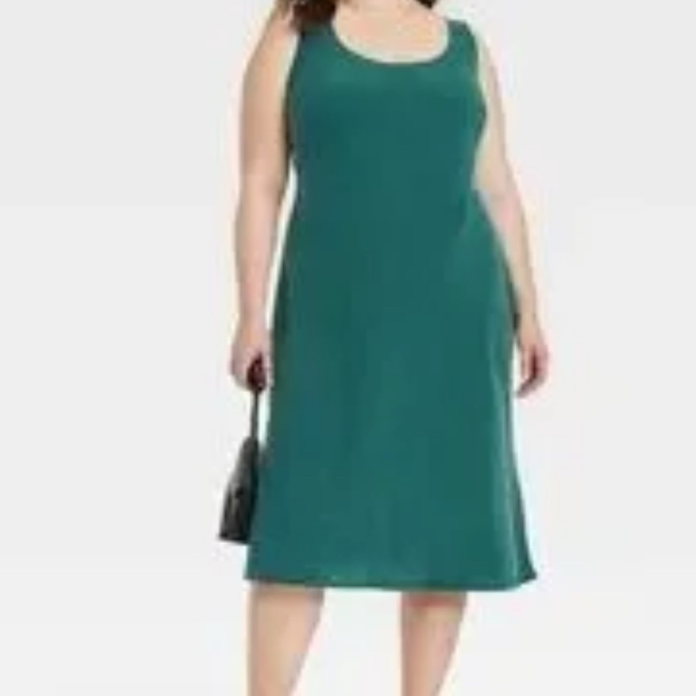 Green Sleeveless Scoop Neck Midi Sundress
